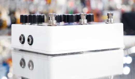 Electro-Harmonix - Multi-Effects Pedal 2